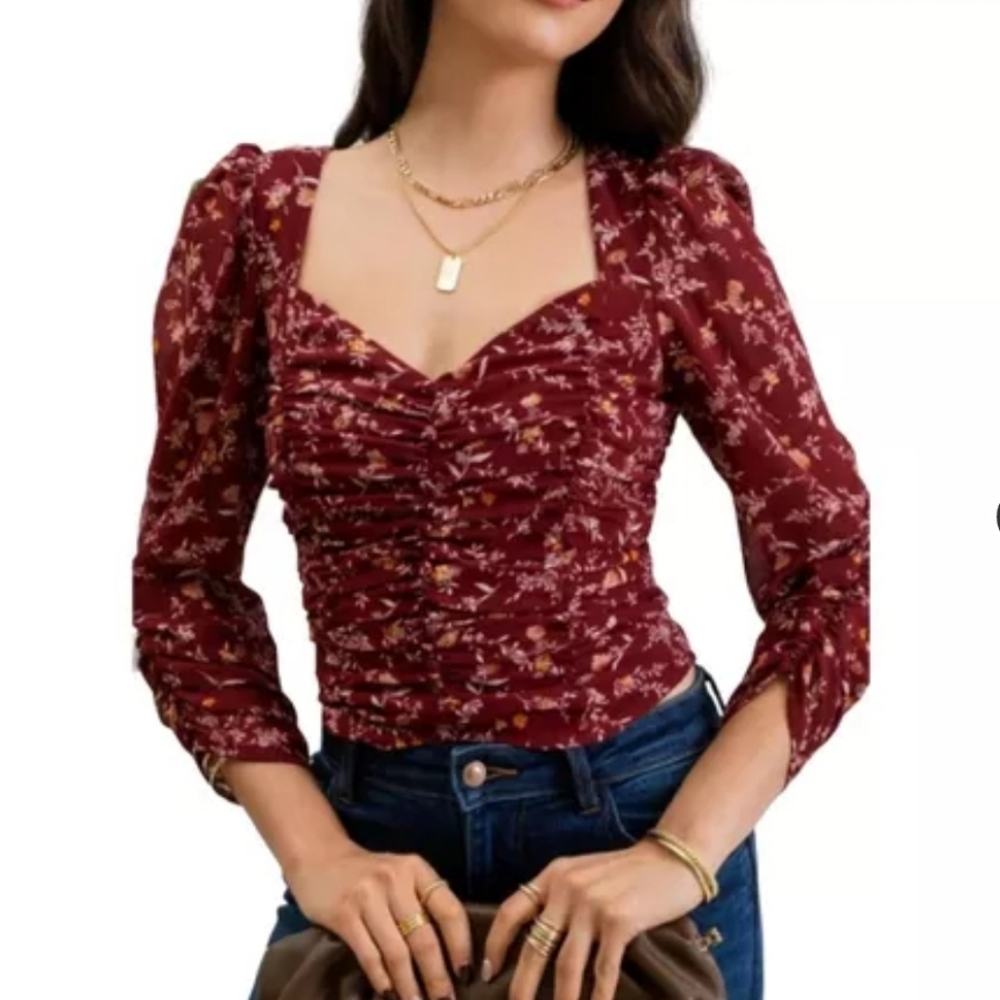 Juniors Blu Pepper 3/4 Sleeve Sweetheart Floral Top Large